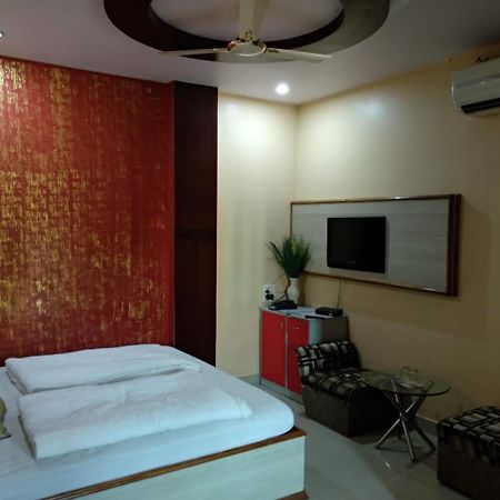 Surya Hotel Katni Zewnętrze zdjęcie
